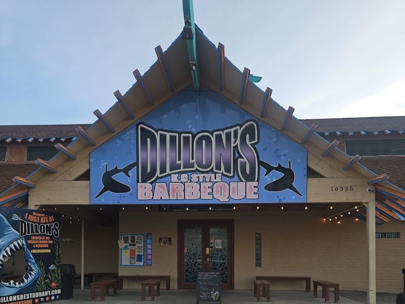 Dillon's KC BBQ at Wildlife World Zoo exterior